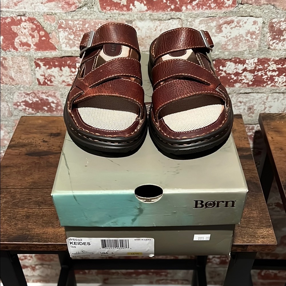 Born Women’s Brown Leather Sandals